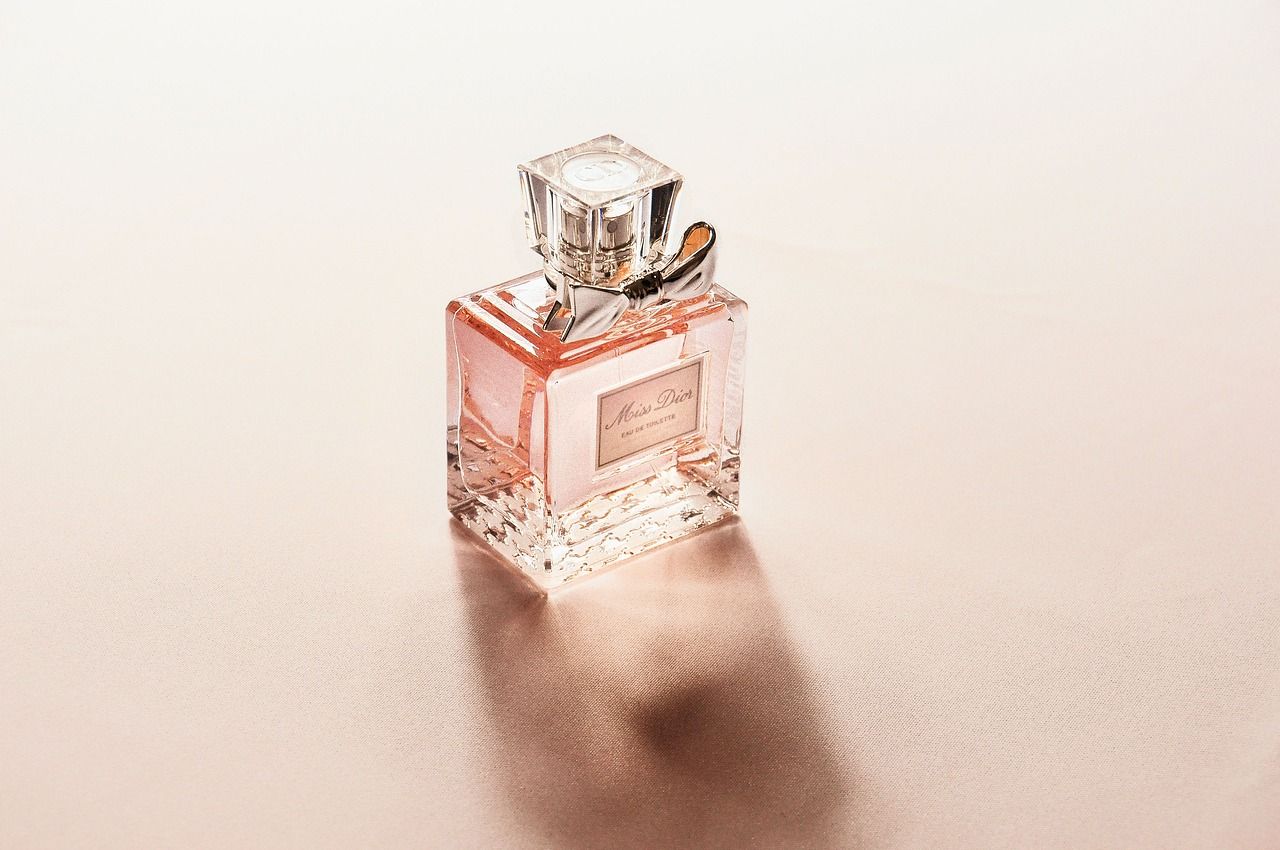 Odpowiedniki perfum - tańsza alternatywa dla kosztownych markowych zapachów